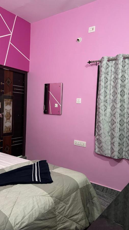 Supritha Homestay Хампи Екстериор снимка