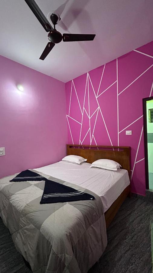 Supritha Homestay Хампи Екстериор снимка