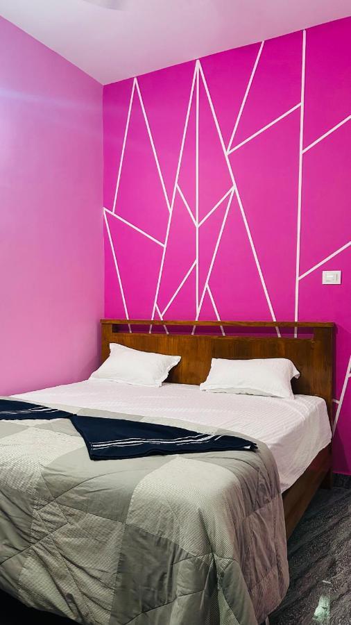 Supritha Homestay Хампи Екстериор снимка